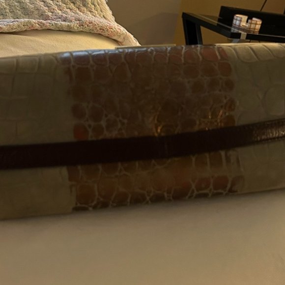 Brahmin Olive Green Suede and Brown Leather purse - Picture 5 of 5